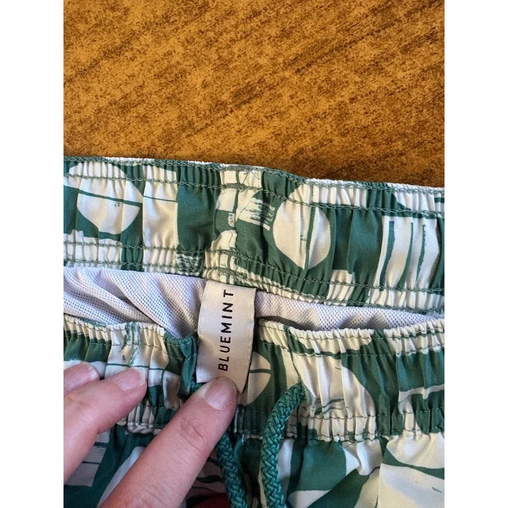 Bluemint Logan Mens Swim Shorts Green White Geometric Abstract Print Size‎ L